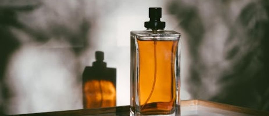 Como saber se o perfume é original: guia completo para não cair em golpes