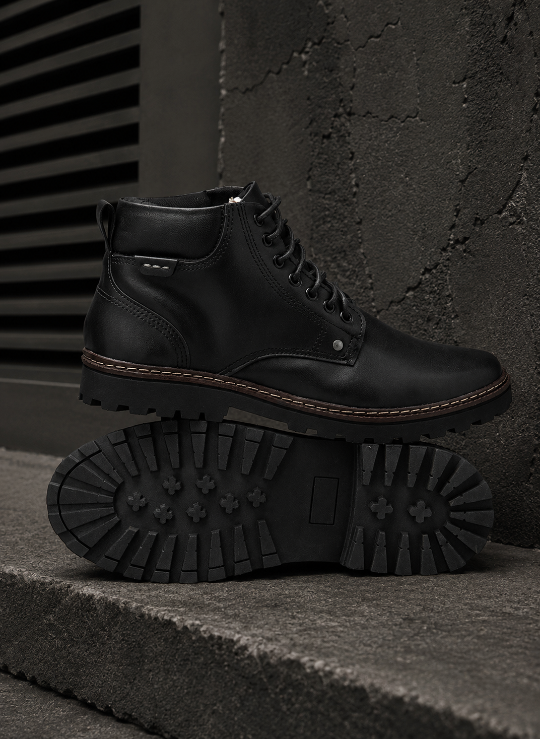 Bota Field Preta